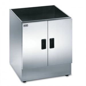 Стенд закрытый Lincat CC6FL с 1 полкой линии Silverlink 